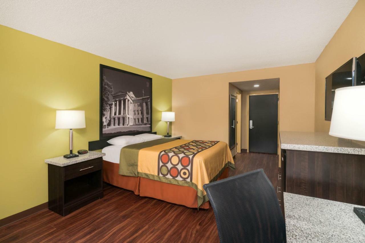 Super 8 By Wyndham Raleigh North East Hotel Kültér fotó